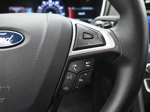 Used 2019 Ford Fusion SE FWD image 7