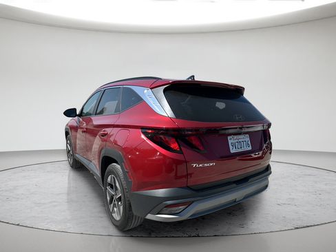 Used 2025 Hyundai Tucson SEL AWD/4WD image 8