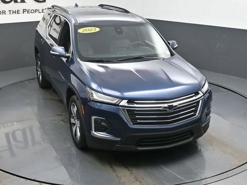Used 2023 Chevrolet Traverse LT w/ LT Premium Package image 49