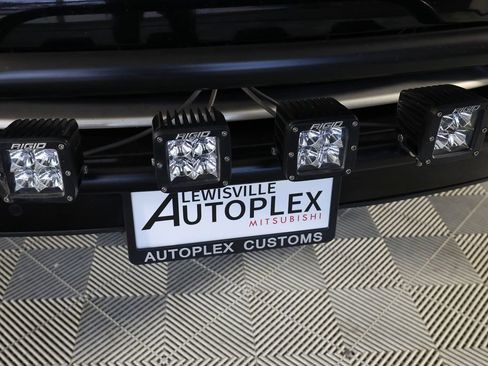 Used 2014 Porsche Cayenne Diesel Platinum Edition AWD/4WD image 42