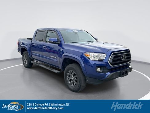 Used 2023 Toyota Tacoma SR image 1