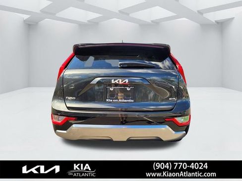 New 2025 Kia Niro EX Touring FWD image 7