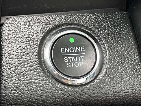 Used 2018 Ford F150 Platinum w/ Equipment Group 701A Luxury AWD/4WD image 24
