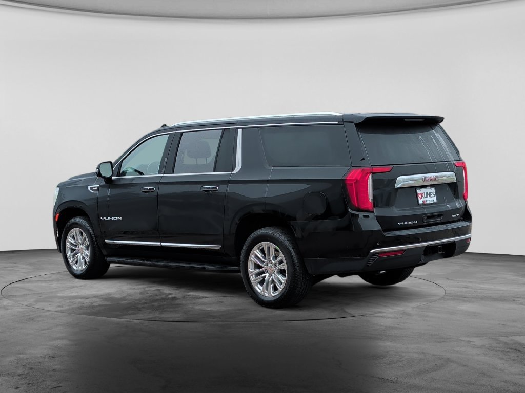 Used 2024 GMC Yukon XL SLT w/ SLT Luxury Package AWD/4WD image 5