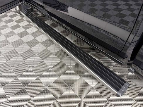 Used 2023 GMC Sierra 1500 Denali w/ Technology Package image 7