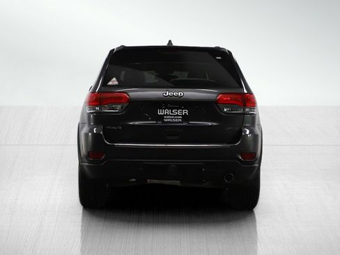 Used 2016 Jeep Grand Cherokee Limited w/ Trailer Tow Group IV image 4