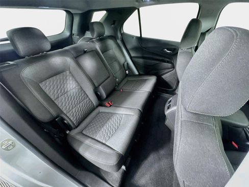 Used 2020 Chevrolet Equinox LT FWD image 27