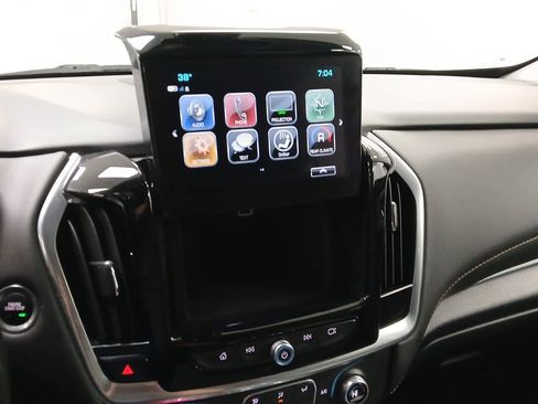 Used 2019 Chevrolet Traverse RS image 10