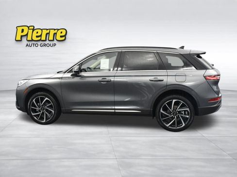 New 2025 Lincoln Corsair Reserve image 2