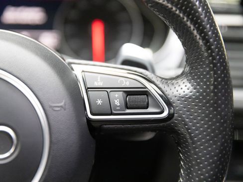 Used 2016 Audi RS 7 Prestige w/ Carbon-Optic Package image 74