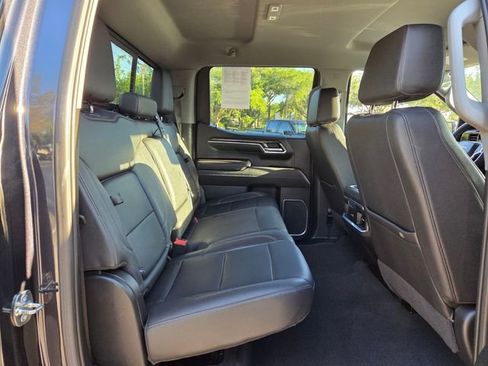 Used 2023 Chevrolet Silverado 1500 LTZ w/ LTZ Convenience Package II AWD/4WD image 24