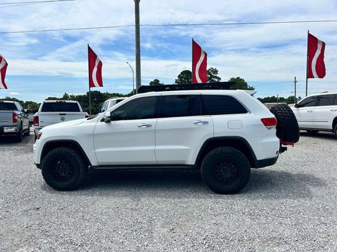 Used 2017 Jeep Grand Cherokee Limited w/ Trailer Tow Group IV AWD/4WD image 19