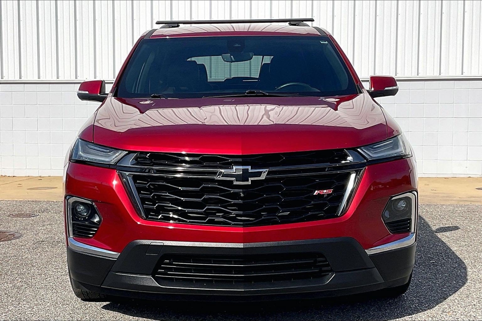 Used 2023 Chevrolet Traverse RS FWD image 3