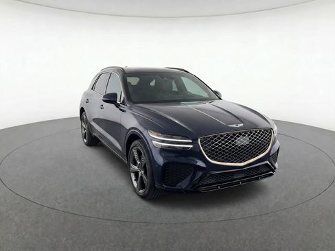 Used 2023 Genesis GV70 2.5T w/ Sport Prestige Package AWD/4WD image 2