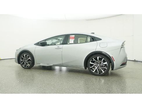 New 2026 Toyota Prius Plug-In Hybrid image 20