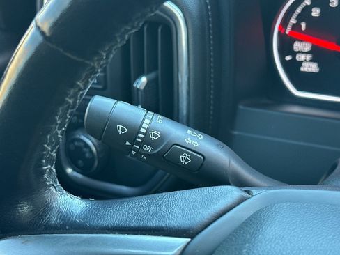 Used 2021 Chevrolet Silverado 1500 LT Trail Boss image 37