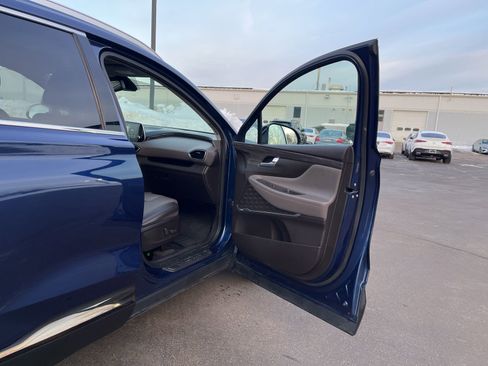 Used 2020 Hyundai Santa Fe Limited image 17
