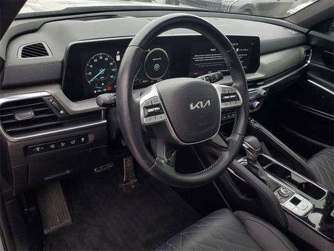 Used 2023 Kia Telluride SX Prestige X-Pro image 17