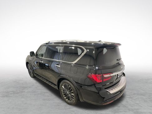Used 2023 INFINITI QX80 Sensory w/ Cargo Package AWD/4WD image 4