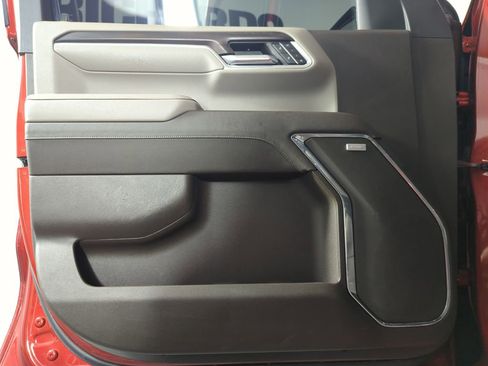 Used 2024 GMC Sierra 1500 SLT w/ SLT Premium Plus Package image 8