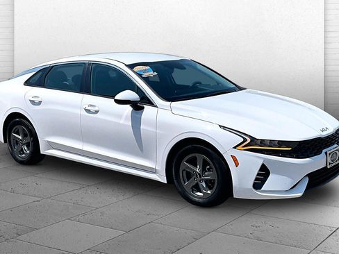 Used 2023 Kia K5 LXS FWD image 1