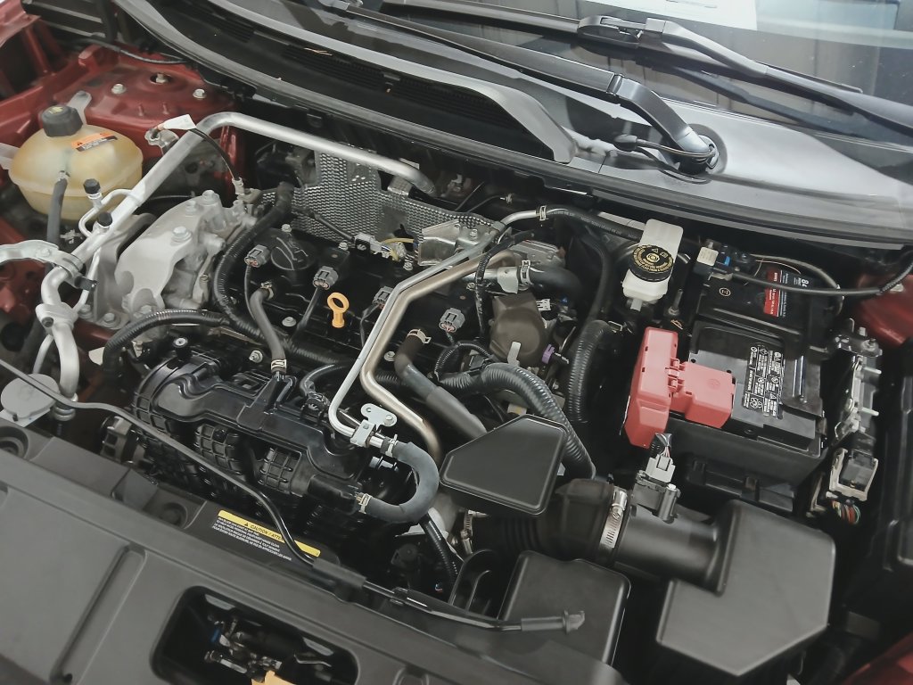 Used 2021 Nissan Rogue Platinum AWD/4WD image 31