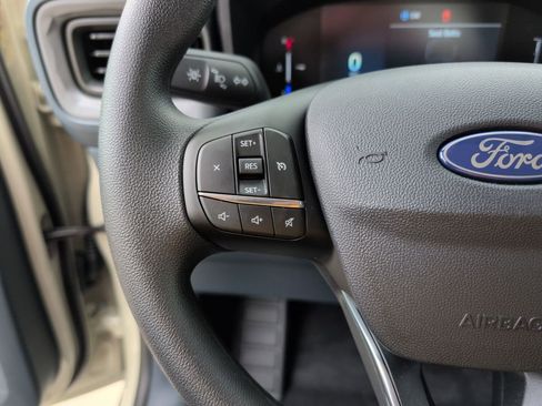 New 2025 Ford Maverick XL w/ Equipment Group 102A image 28