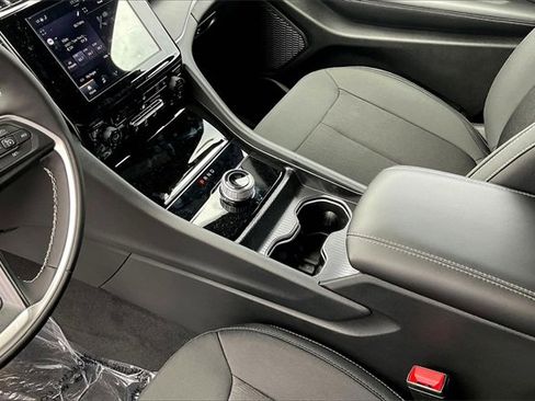 New 2025 Jeep Grand Cherokee L Laredo w/ Luxury Tech Group I image 7