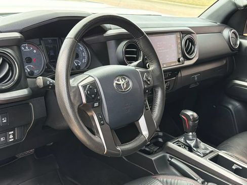 Used 2020 Toyota Tacoma TRD Pro AWD/4WD image 17