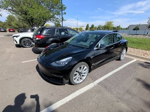 Used 2019 Tesla Model 3 Long Range RWD image 2
