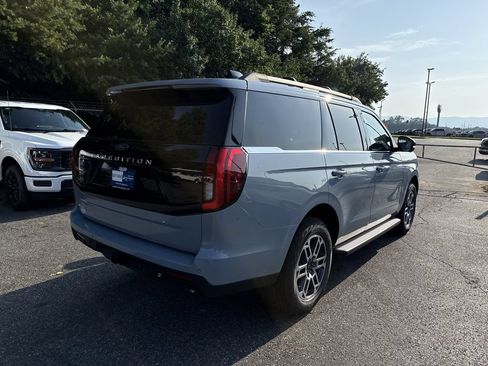 New 2026 Ford Expedition Active AWD/4WD image 7