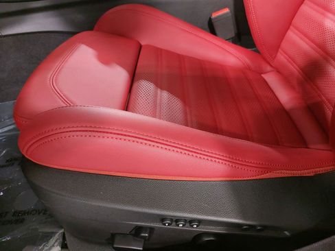 New 2025 Alfa Romeo Giulia w/ Veloce Package Rwd image 29