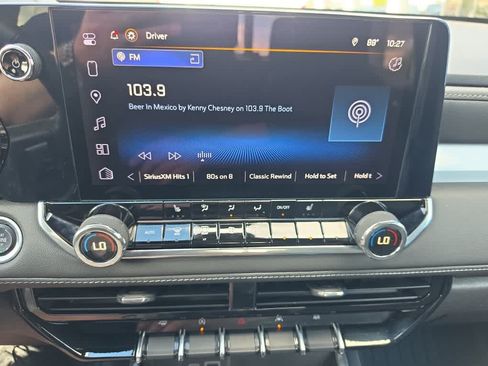 Used 2024 Chevrolet Colorado LT w/ LT Convenience Package III RWD image 33