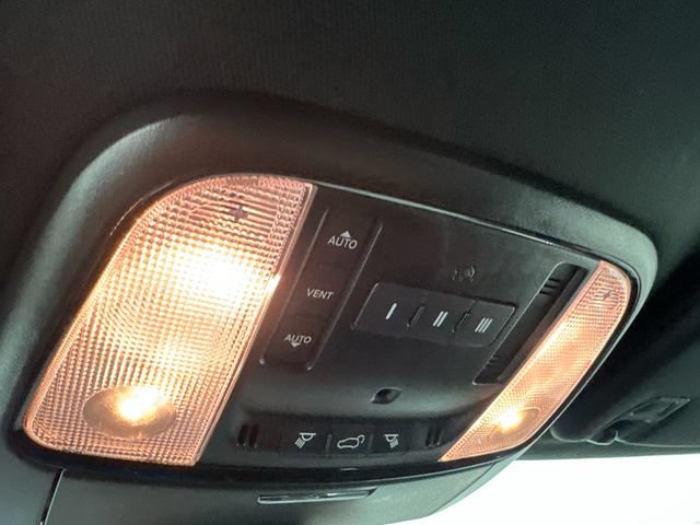 Used 2023 Dodge Durango R/T AWD/4WD image 21
