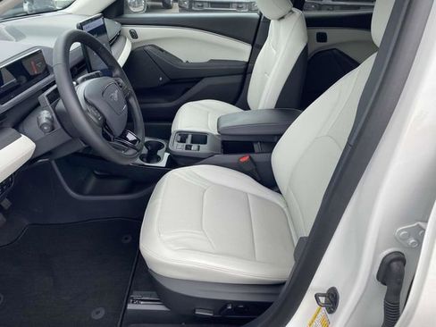 New 2025 Ford Mustang Mach-E Premium image 10