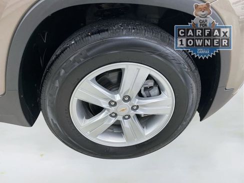 Used 2020 Chevrolet Trax LT image 15
