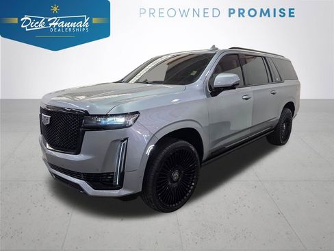 Used 2023 Cadillac Escalade ESV Sport Platinum w/ LPO, ONYX Package AWD/4WD image 1