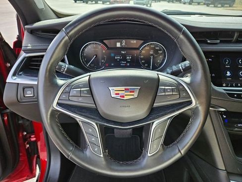 Certified 2024 Cadillac XT5 Premium Luxury AWD/4WD image 22