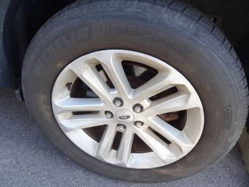 Used 2017 Ford Explorer FWD image 13