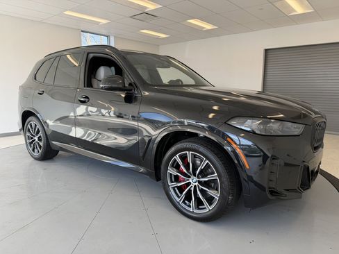Used 2024 BMW X5 xDrive40i w/ M Sport Package image 69