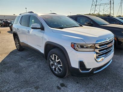 Used 2023 GMC Acadia SLE w/ Driver Convenience Package