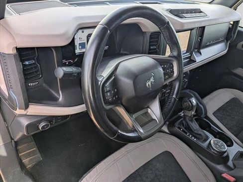 Used 2022 Ford Bronco Wildtrak AWD/4WD image 10