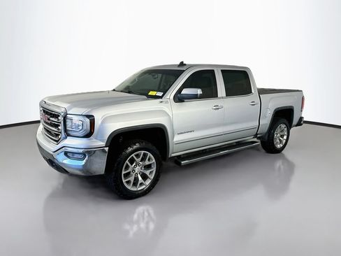 Used 2018 GMC Sierra 1500 SLT w/ SLT Premium Package AWD/4WD image 3