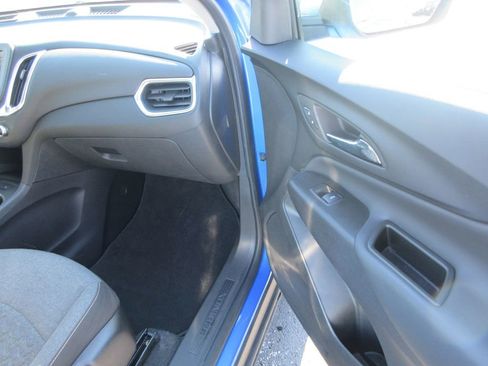 Used 2024 Chevrolet Equinox LT image 19