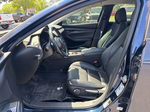 Used 2020 MAZDA MAZDA3 AWD Sedan w/ Select Package image 17