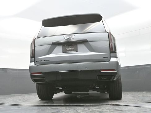 New 2026 Cadillac Escalade Platinum Sport AWD/4WD image 31