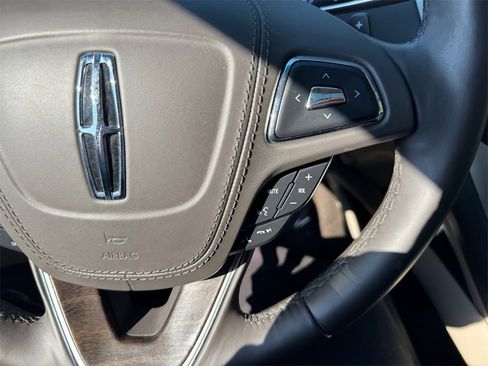 Used 2018 Lincoln MKZ Reserve w/ Climate Package image 30