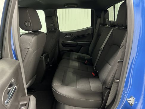 New 2025 GMC Canyon Elevation w/ Convenience Package image 24