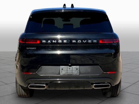 Used 2024 Land Rover Range Rover Sport SE image 5