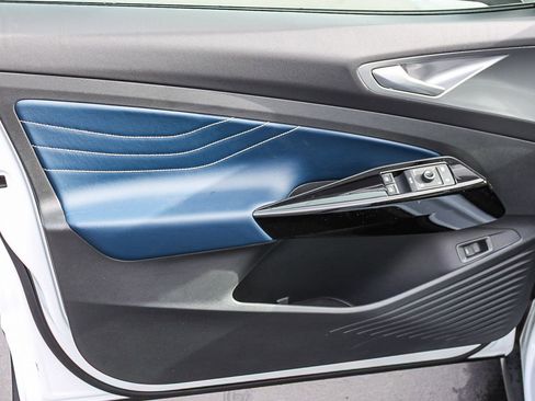 New 2026 Volkswagen ID.4 Pro S RWD image 23